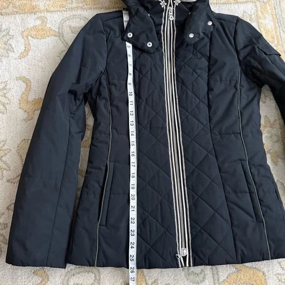 Bogner Quilted and Insulated Ski/Snow Jacket Sz 6/SM - Picture 12 of 12